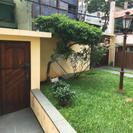 Casa à venda com 4 quartos, sendo 2 suítes,  em Vila Suzana, São Paulo, SP