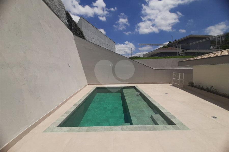 Casa Térrea à venda ou para alugar com 4 suítes em Jardim São Bento, São Paulo, SP