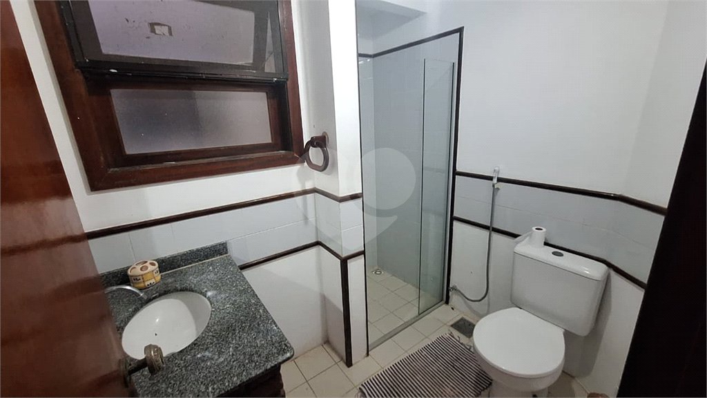 Casa para alugar com 3 quartos, sendo 2 suítes, em Praia Rasa, Armação dos Búzios, RJ