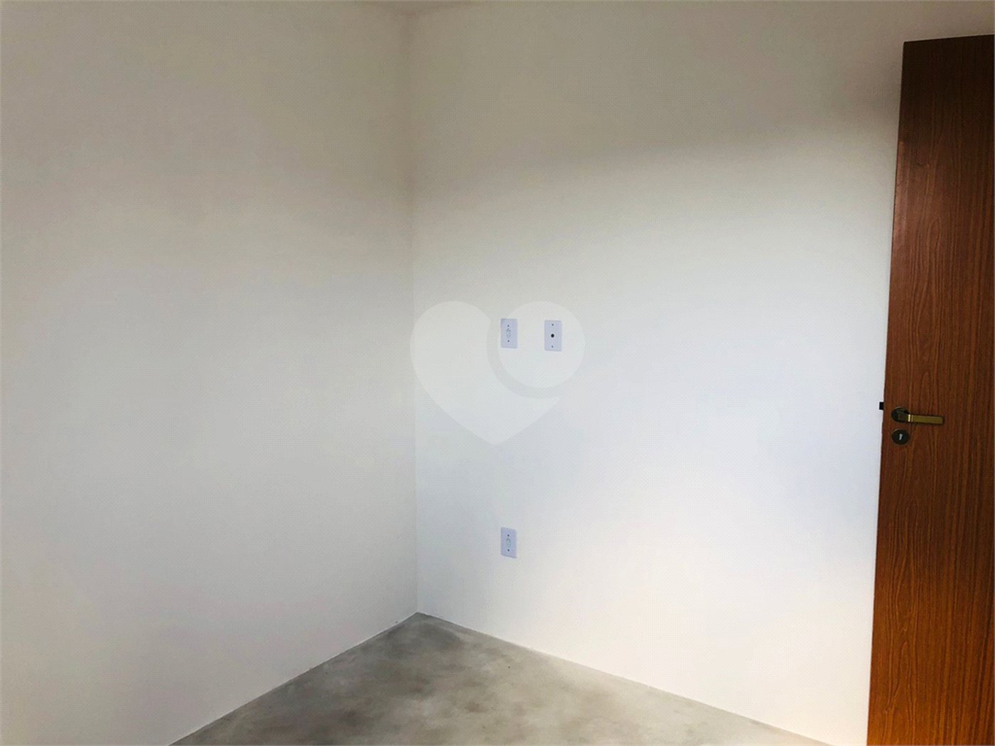 Casa à venda com 2 quartos no condomínio Residencial Turim, Mogi das Cruzes - SP