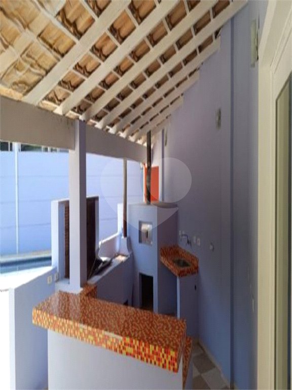 Casa à venda ou para alugar com 4 suítes no condomínio Quebec Ville Residencial, São Roque - SP