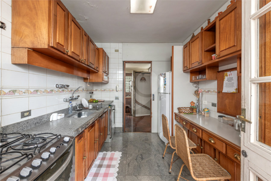 Casa Térrea à venda com 7 quartos, sendo 1 suíte, em Santana, São Paulo, SP