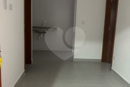 Casa à venda com 2 quartos, sendo 1 suíte, no condomínio Maracujas, São Paulo - SP