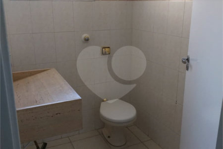 Sobrado à venda com 3 quartos, sendo 1 suíte, em Vila Mazzei, São Paulo, SP