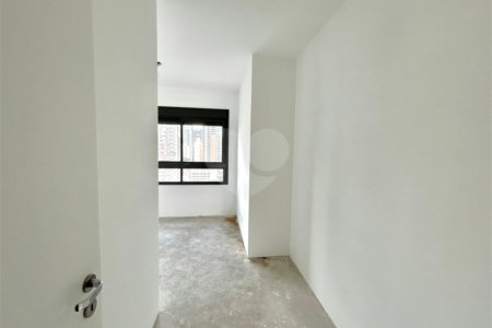 Apartamento à venda com 3 suítes em Brooklin, São Paulo, SP