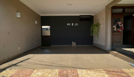 Casa à venda com 3 quartos, sendo 1 suíte,  em Jardim Adelaide, Hortolândia, SP