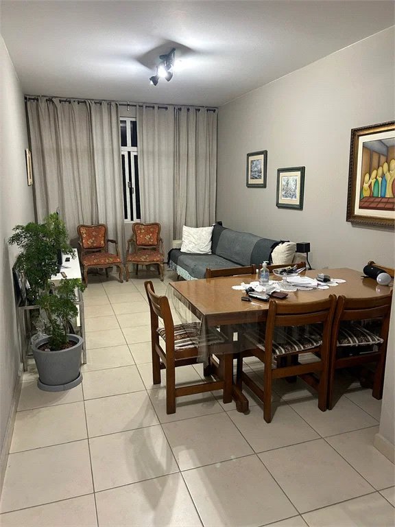 Apartamento à venda com 2 quartos em Pinheiros, São Paulo, SP