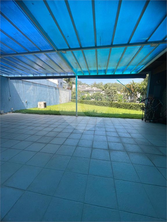 Casa à venda com 5 quartos, sendo 3 suítes, no condomínio Swiss Park, São Bernardo do Campo - SP