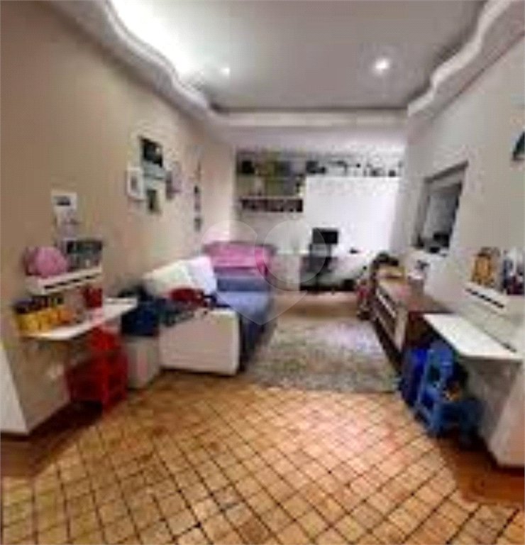 Casa à venda com 5 suítes em Aruã, Mogi das Cruzes, SP