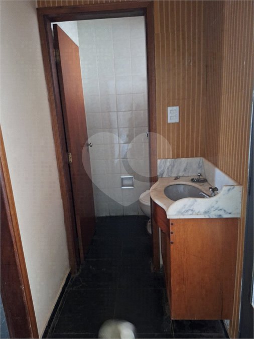 Apartamento à venda com 3 quartos, sendo 1 suíte, no Centro, Araraquara, SP