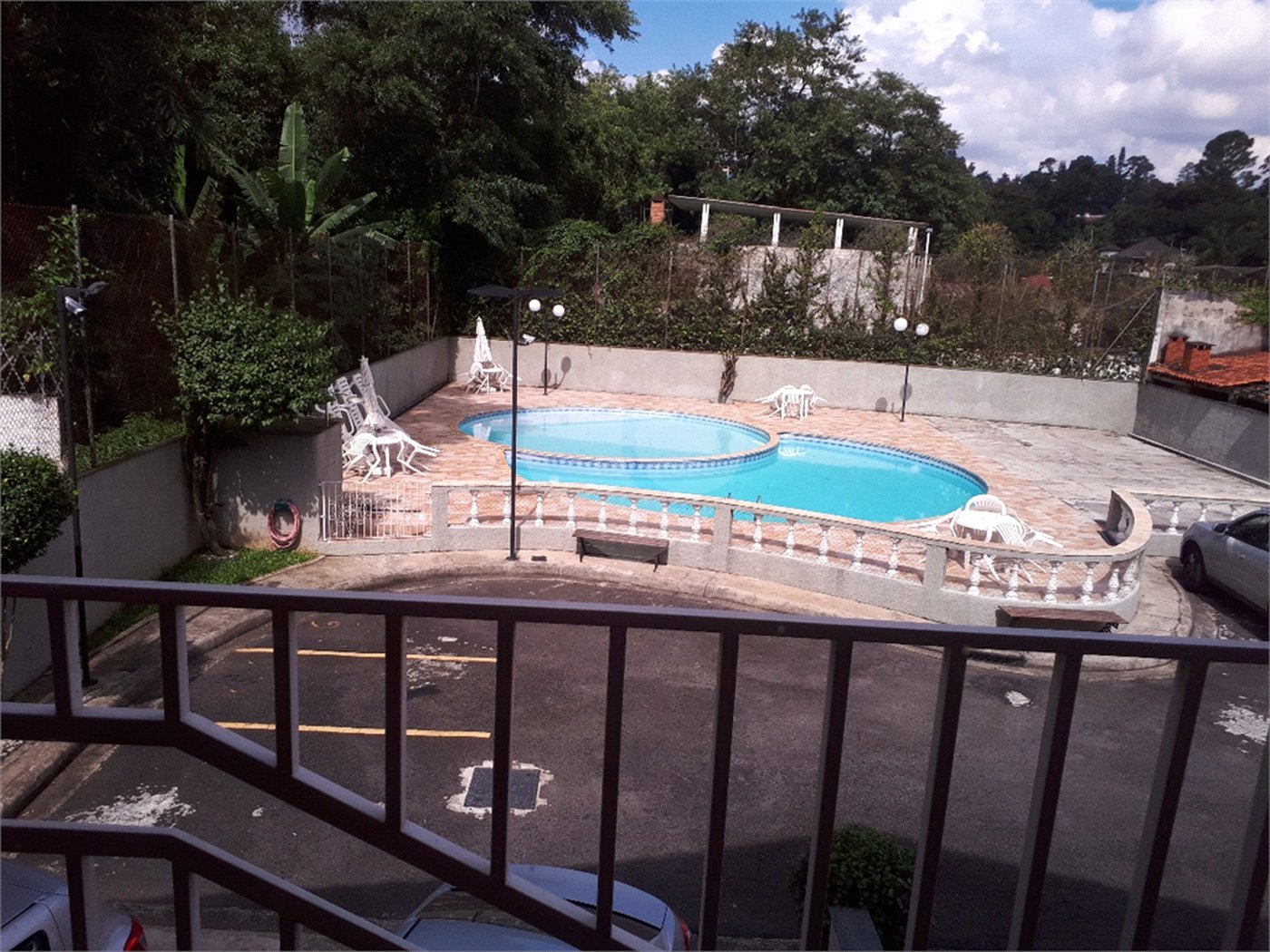 Casa à venda ou para alugar com 3 quartos, sendo 1 suíte, em Horto, São Paulo, SP