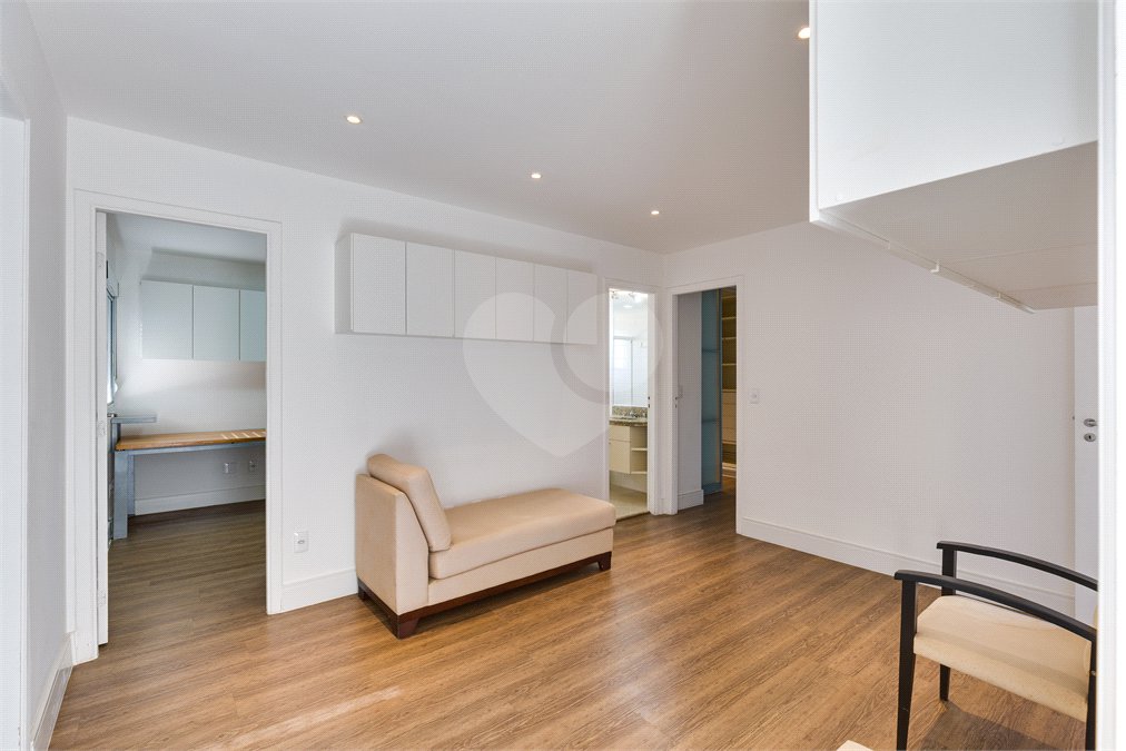 Apartamento à venda com 3 suítes em Alto da Boa Vista, São Paulo, SP