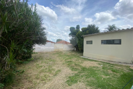 Casa à venda com 3 quartos em Jardim do Carmo, Araraquara, SP