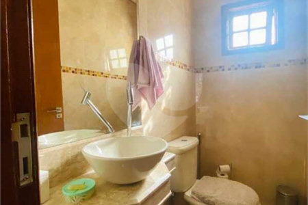 Sobrado à venda com 3 quartos, sendo 1 suíte, em Residencial Monte Verde, Indaiatuba, SP
