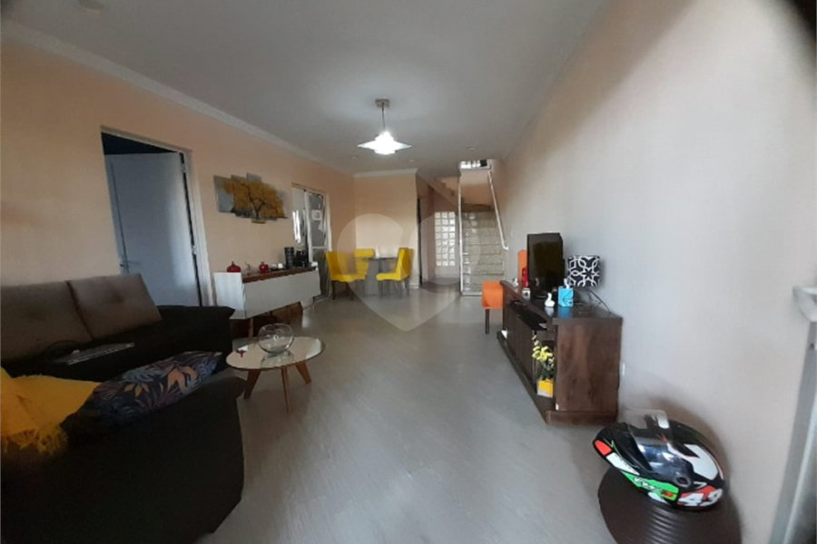 Sobrado à venda com 3 quartos, sendo 1 suíte,  em Saúde, São Paulo, SP