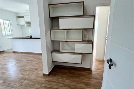Apartamento à venda com 3 quartos, sendo 1 suíte, em Jardim Villaça, São Roque, SP