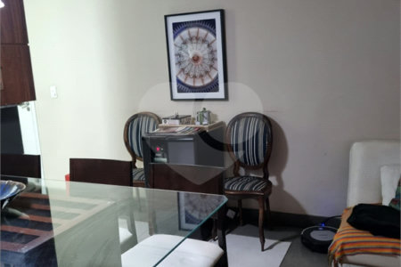Apartamento à venda com 3 quartos, sendo 1 suíte, em Água Branca, São Paulo, SP