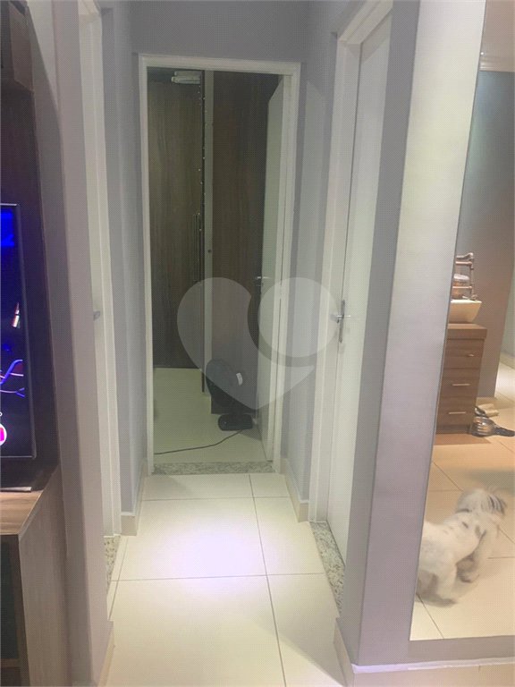 Apartamento à venda com 2 quartos em Jardim Itamarati, Poá, SP