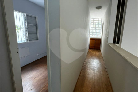 Casa à venda ou para alugar com 4 quartos, sendo 2 suítes,  em Vila Andrade, São Paulo, SP