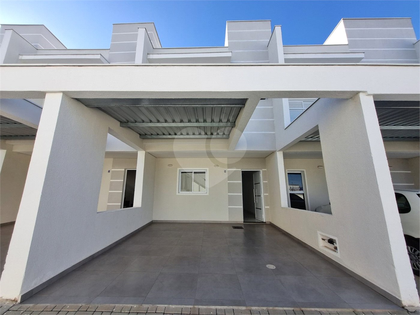 Casa à venda com 3 quartos, sendo 1 suíte, no condomínio Residencial Américo Figueiredo, Sorocaba - SP
