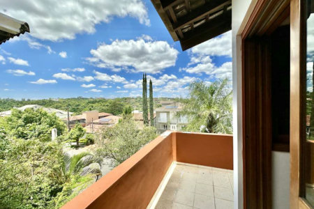 Casa à venda com 4 quartos, sendo 2 suítes,  no condomínio São Paulo Ii, Cotia - SP