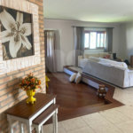 Casa à venda com 5 quartos, sendo 4 suítes, no condomínio Lago do Imperador, Mairiporã - SP