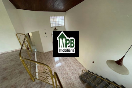Sobrado à venda com 3 quartos, sendo 1 suíte, em Jardim Refúgio, Sorocaba, SP