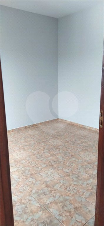 Casa térrea no Jardim Santa Maria .
