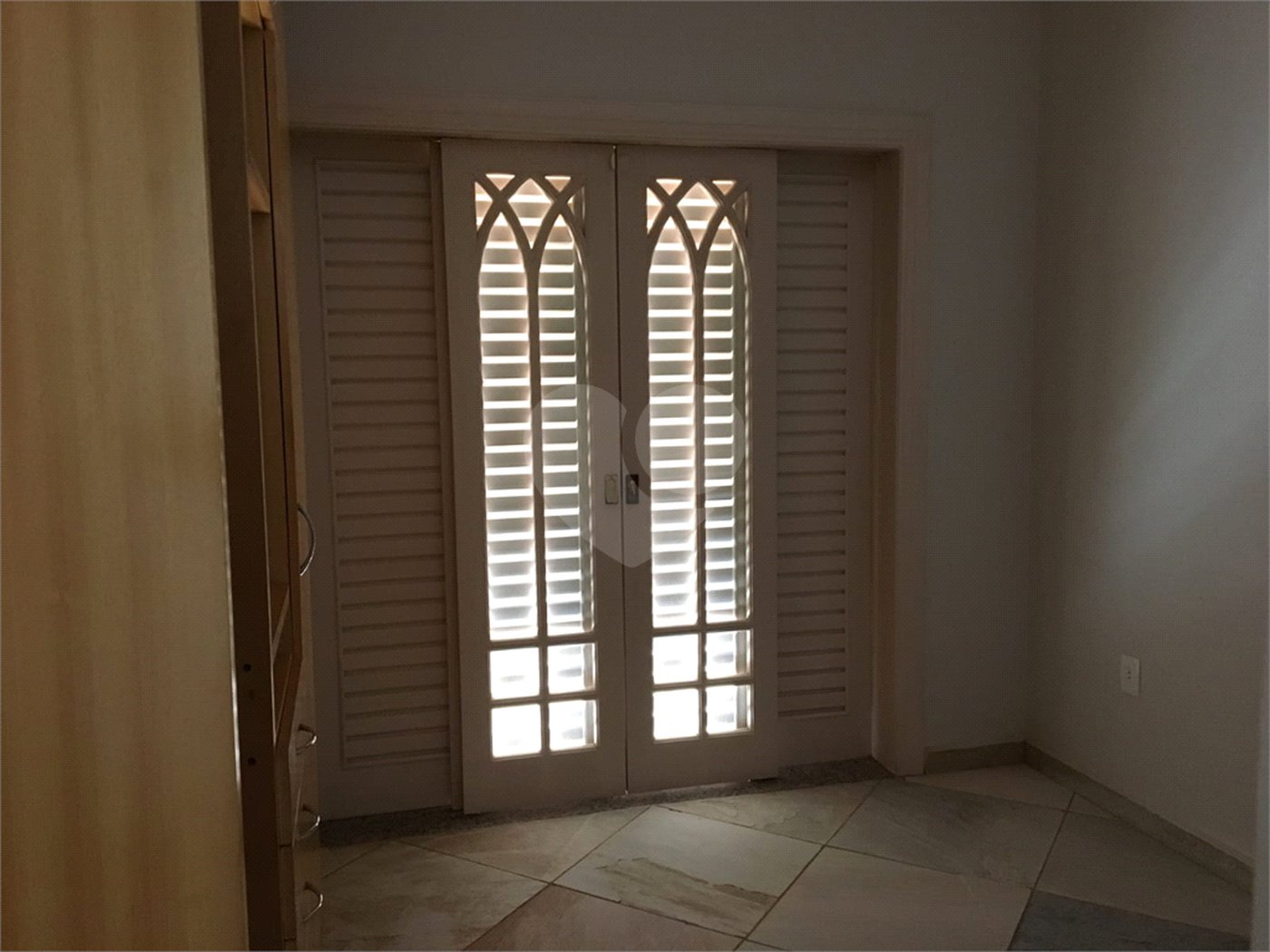 Casa à venda com 3 suítes em Vila Nastri, Itapetininga, SP