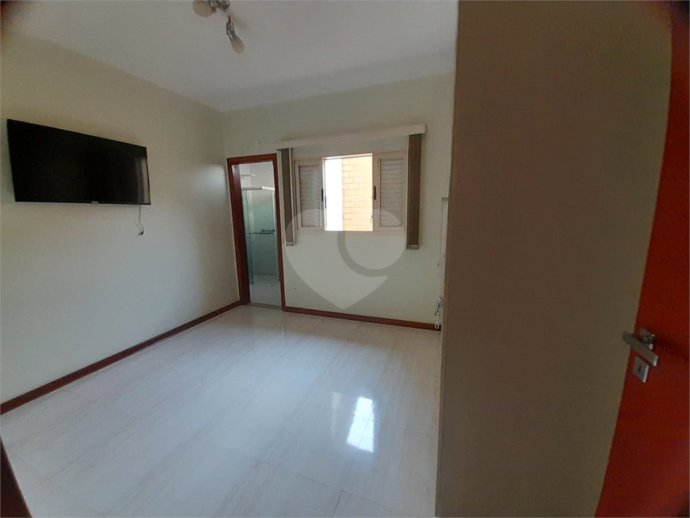 Casa à Venda no Residencial Eldorado - São Carlos