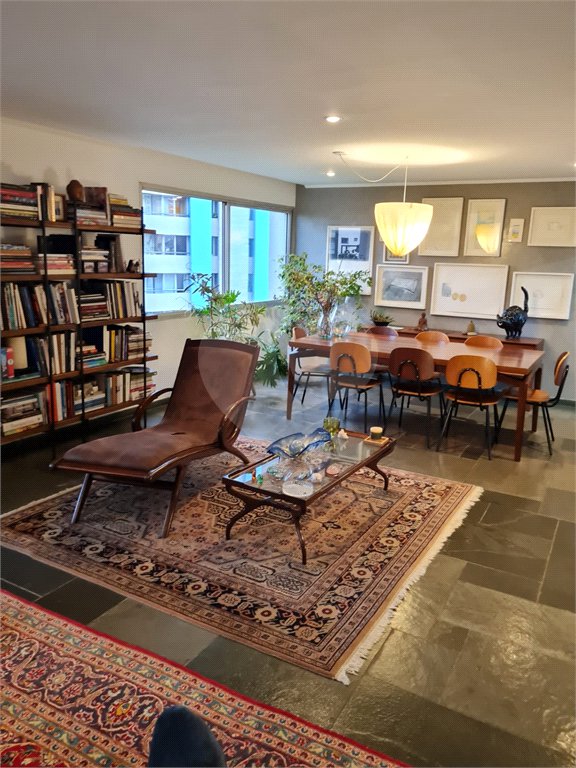 Apartamento à venda com 3 quartos, sendo 1 suíte,  em Jardim Ampliação, São Paulo, SP