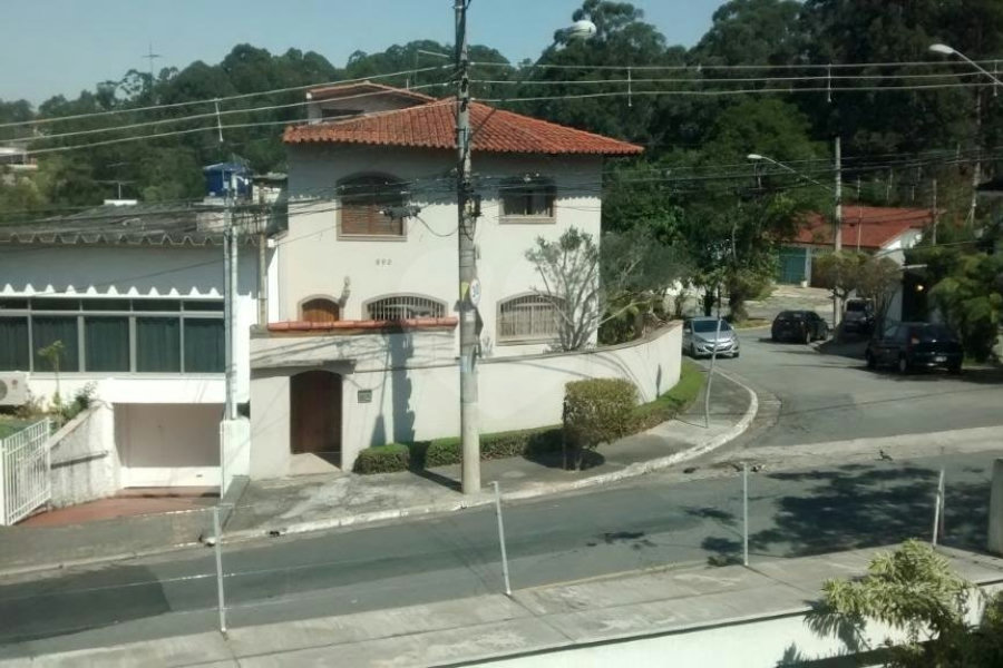 Sobrado à venda com 4 suítes em Tremembé, São Paulo, SP