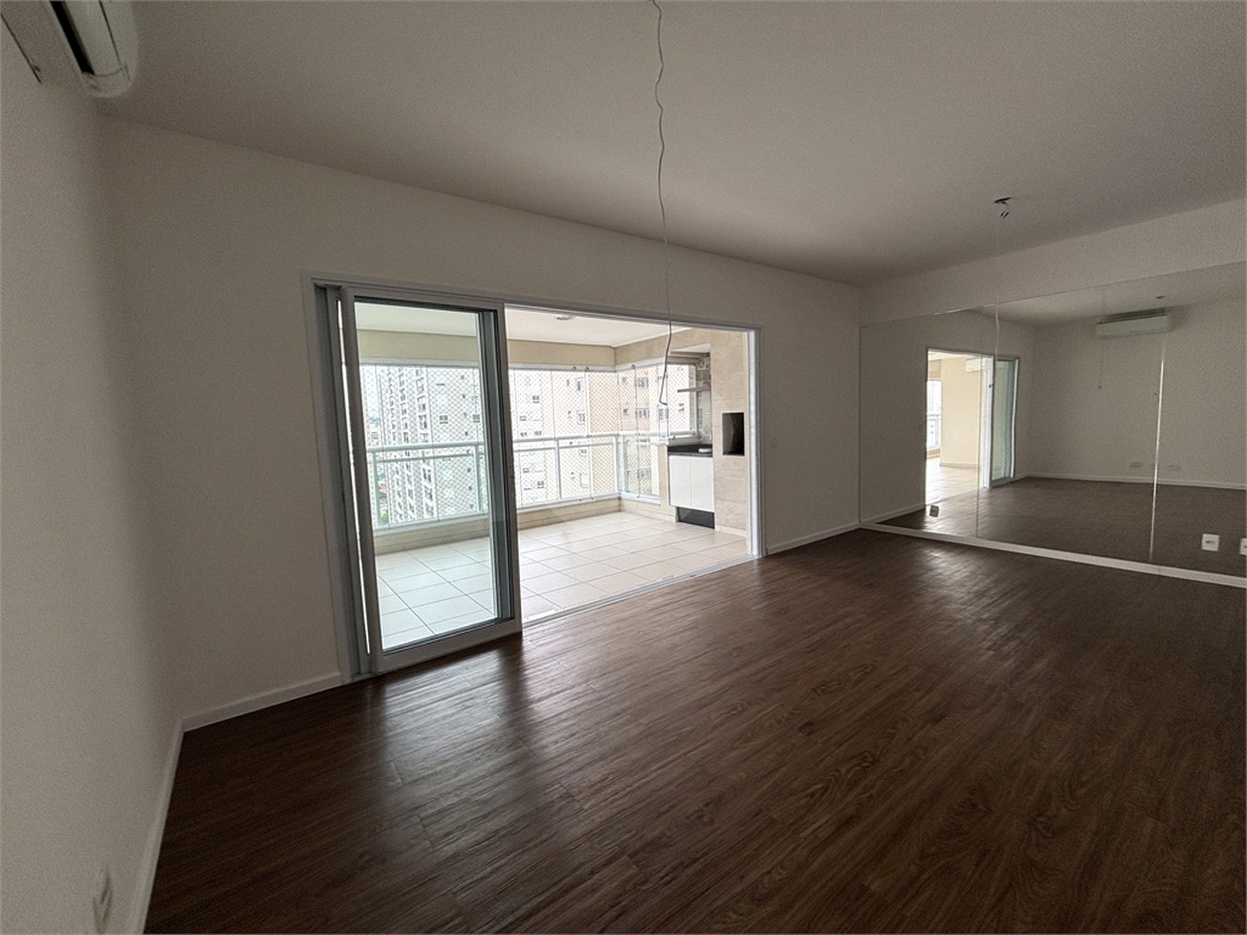 Apartamento à venda com 4 quartos, sendo 2 suítes, em Barra Funda, São Paulo, SP