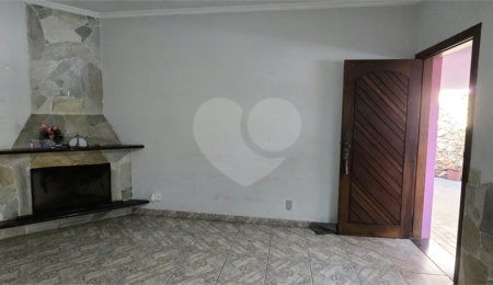 Casa à venda com 3 quartos, sendo 1 suíte,  em Lar São Paulo, São Paulo, SP
