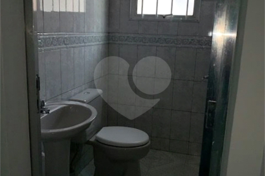 Sobrado à venda com 3 quartos, sendo 1 suíte, em Tremembé, São Paulo, SP