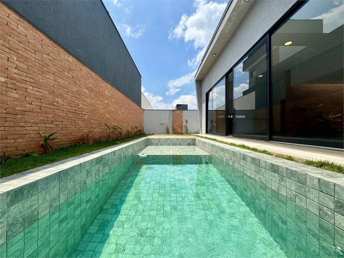 Casa à venda com 3 suítes no condomínio Alphaville Castello Itu, Itu - SP