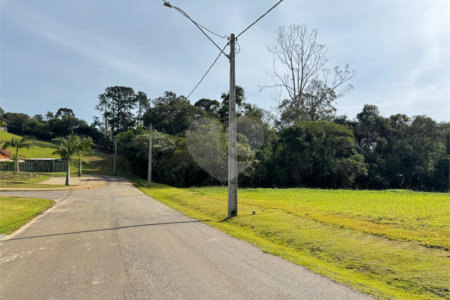 Terreno à venda no condomínio Mirantes de Itupararanga, Piedade - SP