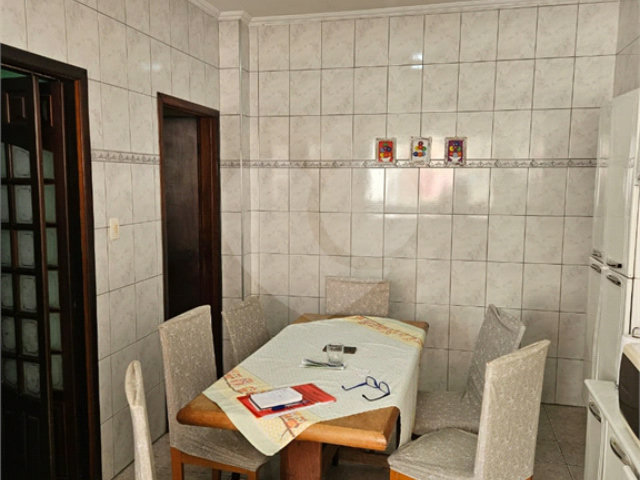 Sobrado à venda com 9 quartos em Vila Sabrina, São Paulo, SP