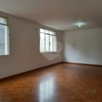 Apartamento à venda com 3 quartos, sendo 1 suíte, em Pinheiros, São Paulo, SP