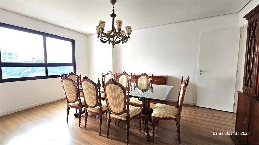 Apartamento com 4 suítes a venda no Alto da Boa Vista
