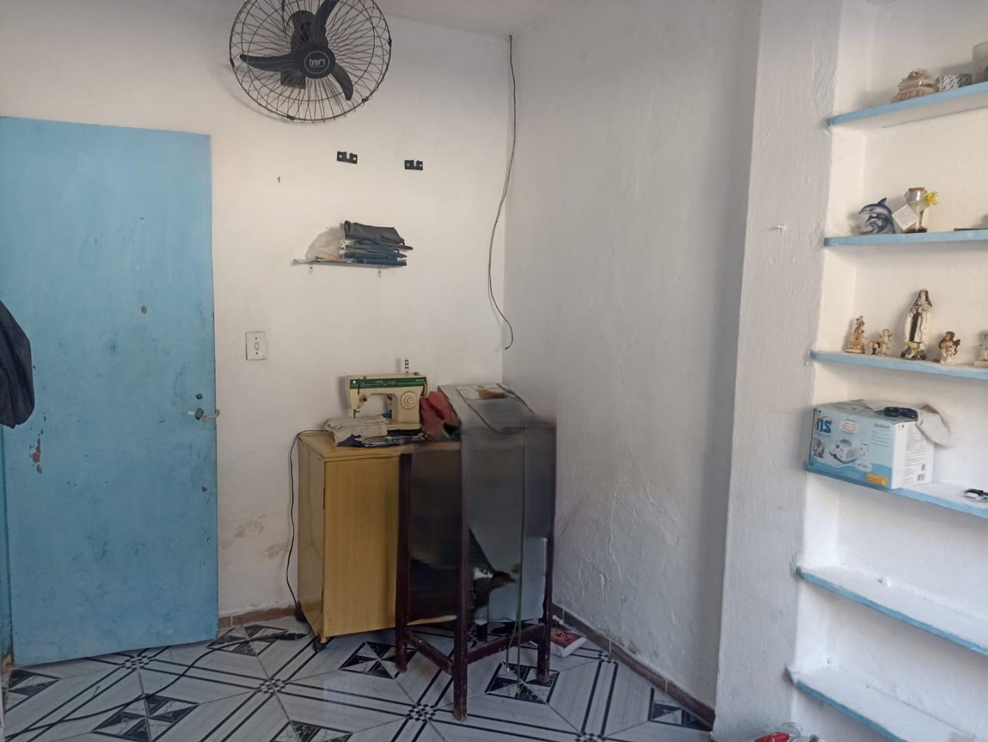 Casa com 2 dormitórios à venda, 244 m² por R$ 460.000,00 - Parque Bitaru - São Vicente/SP