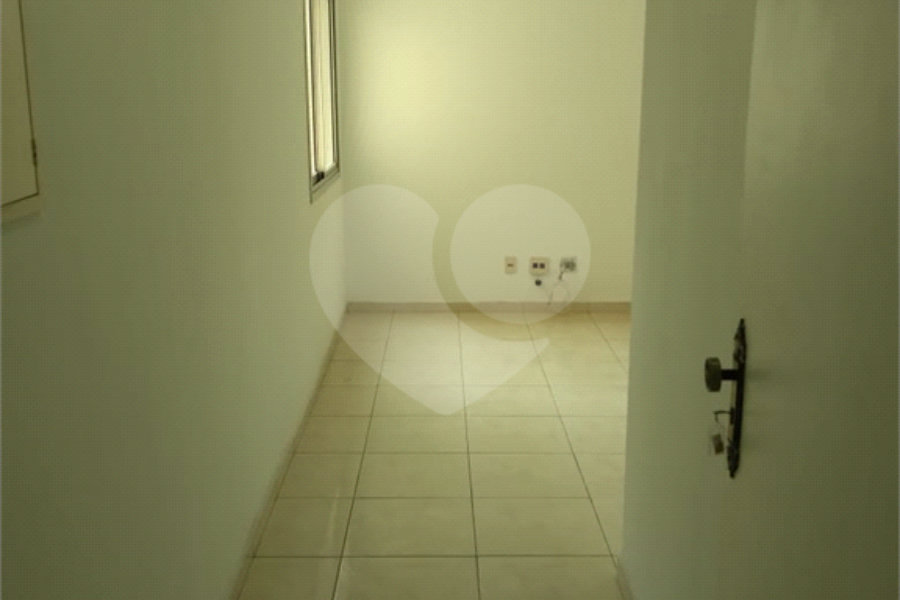 Apartamento à venda com 2 quartos em Parque Edu Chaves, São Paulo, SP