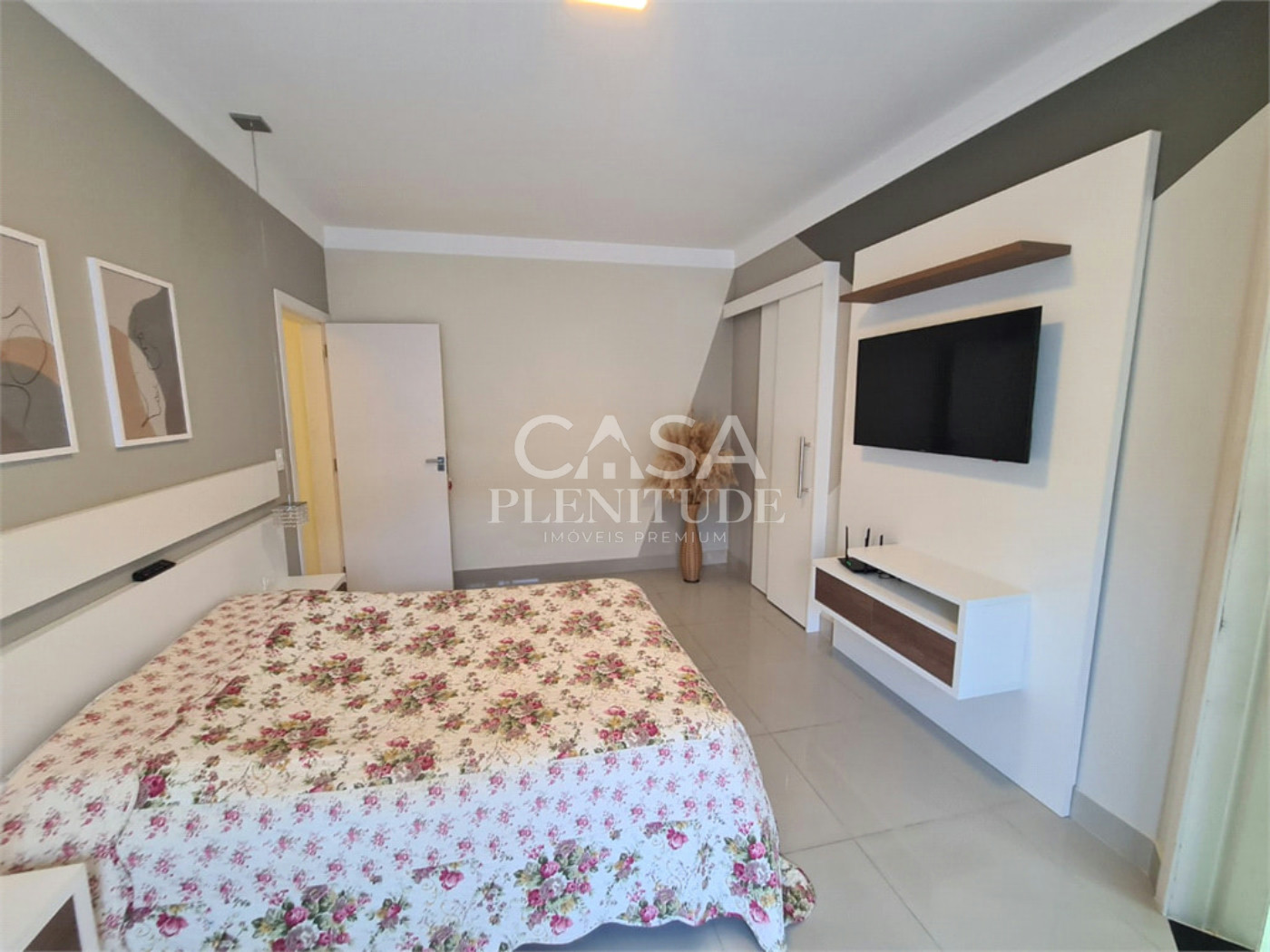 Casa em condomínio à venda com 3 suítes em Lago Azul, Araçoiaba da Serra, SP