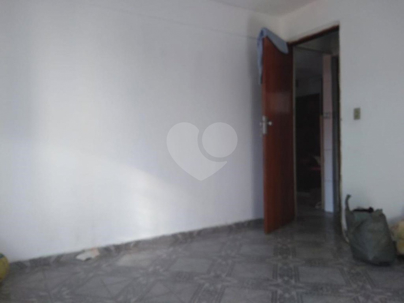 Apartamento à venda com 2 quartos em Cidade Tiradentes, São Paulo, SP