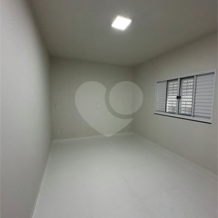 Casa à venda com 3 quartos, sendo 1 suíte,  em Flanboyant Residencial Park, Ponta Porã, MS
