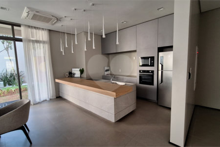 Apartamento à venda com 3 suítes em Vila Romana, São Paulo, SP