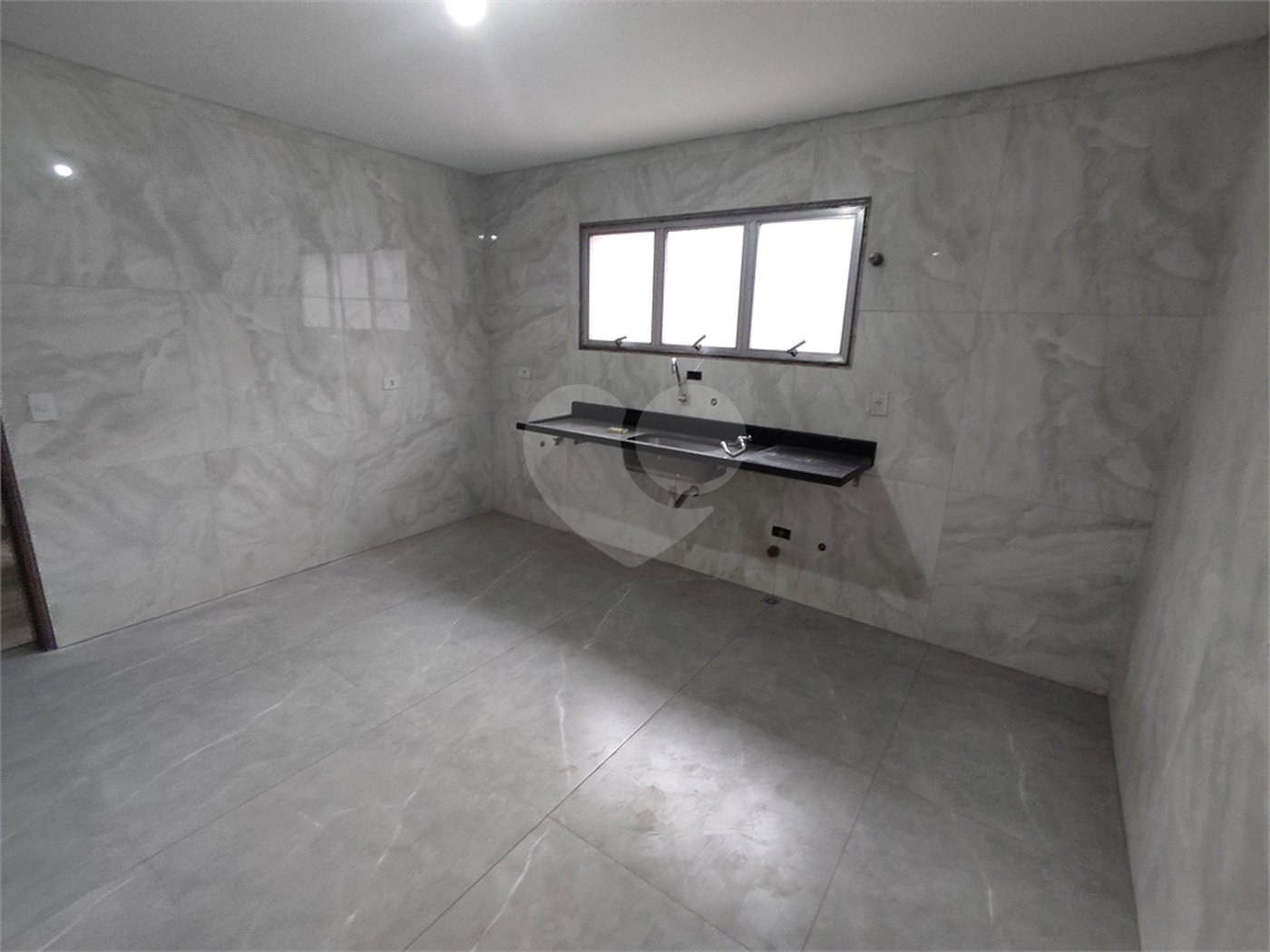 Casa à venda ou para alugar com 3 suítes em Jardim do Colégio (zona Norte), São Paulo, SP