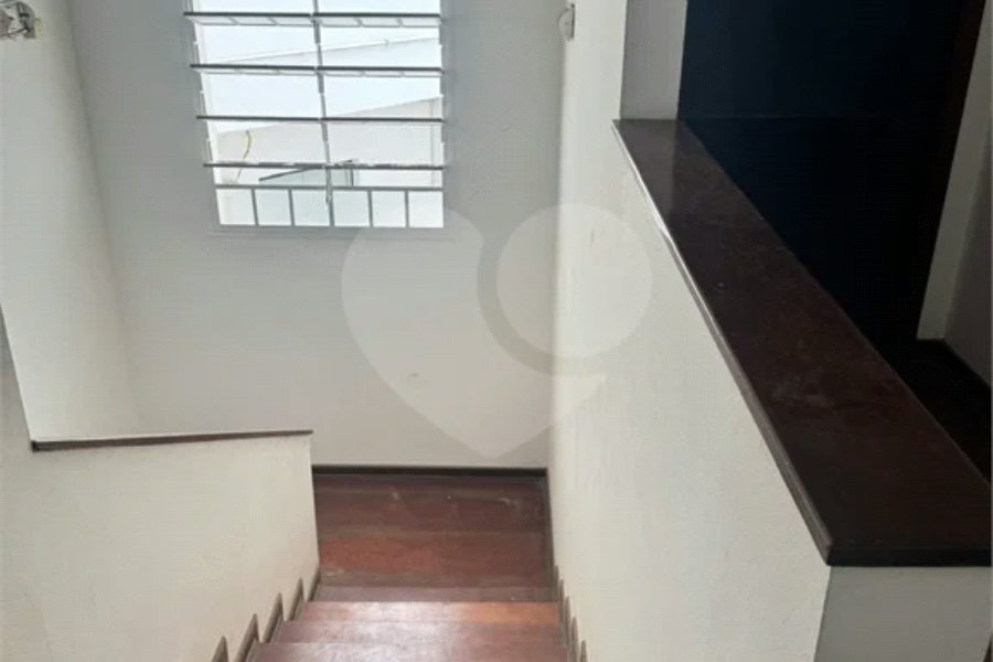 Sobrado Residencial e Comercial em Área Nobre de Piracicaba, para venda e locação.