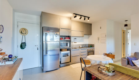 Apartamento à venda com 2 quartos, sendo 1 suíte,  em Santo Amaro, São Paulo, SP