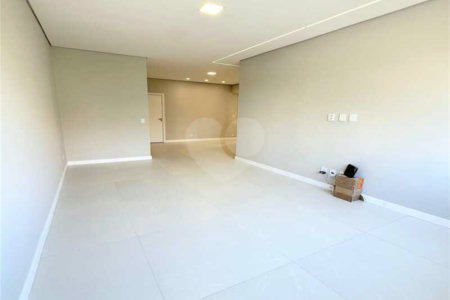 Apartamento à venda com 3 quartos, sendo 1 suíte, em Laranjeiras, Rio de Janeiro, RJ